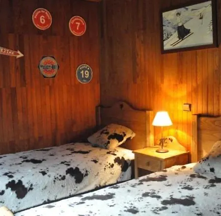 Le Petit Liseron 木屋 莫尔济讷